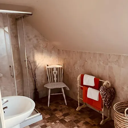 Ocean View One Bedroom Cozy 아파트 Keel (Mayo)